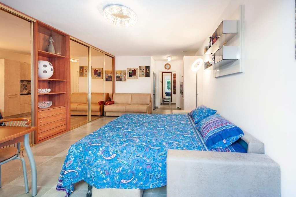 Superbe Studio Avec Terrasse En Front De Mer Μεντόν Εξωτερικό φωτογραφία